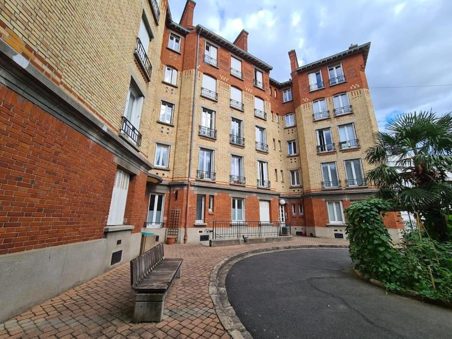 Apartament Suresnes : 2 Pieces Cosy Zewnętrze zdjęcie
